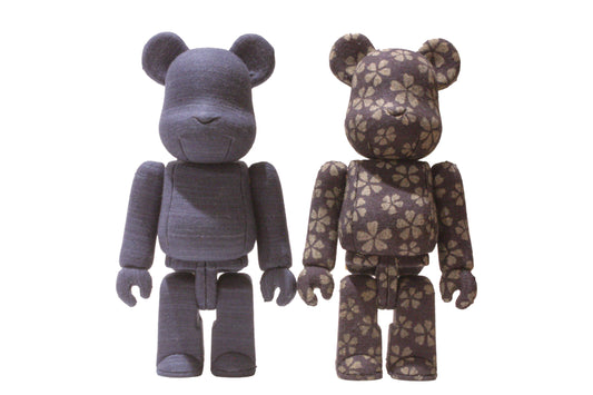 alt="Indigo Be@rbrick Medicom Japanese exclusive, featuring traditional Kimekomi craftsmanship and modern collectible design."