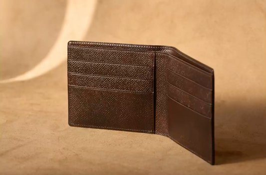 The Art of Japanese Grained Calfskin Wallets by Siroeno Yosui: Timeless Elegance and Superior Craftsmanship